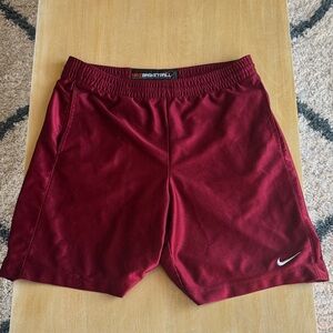Nike Men's Burgundy Basketball Shorts - Size Medium